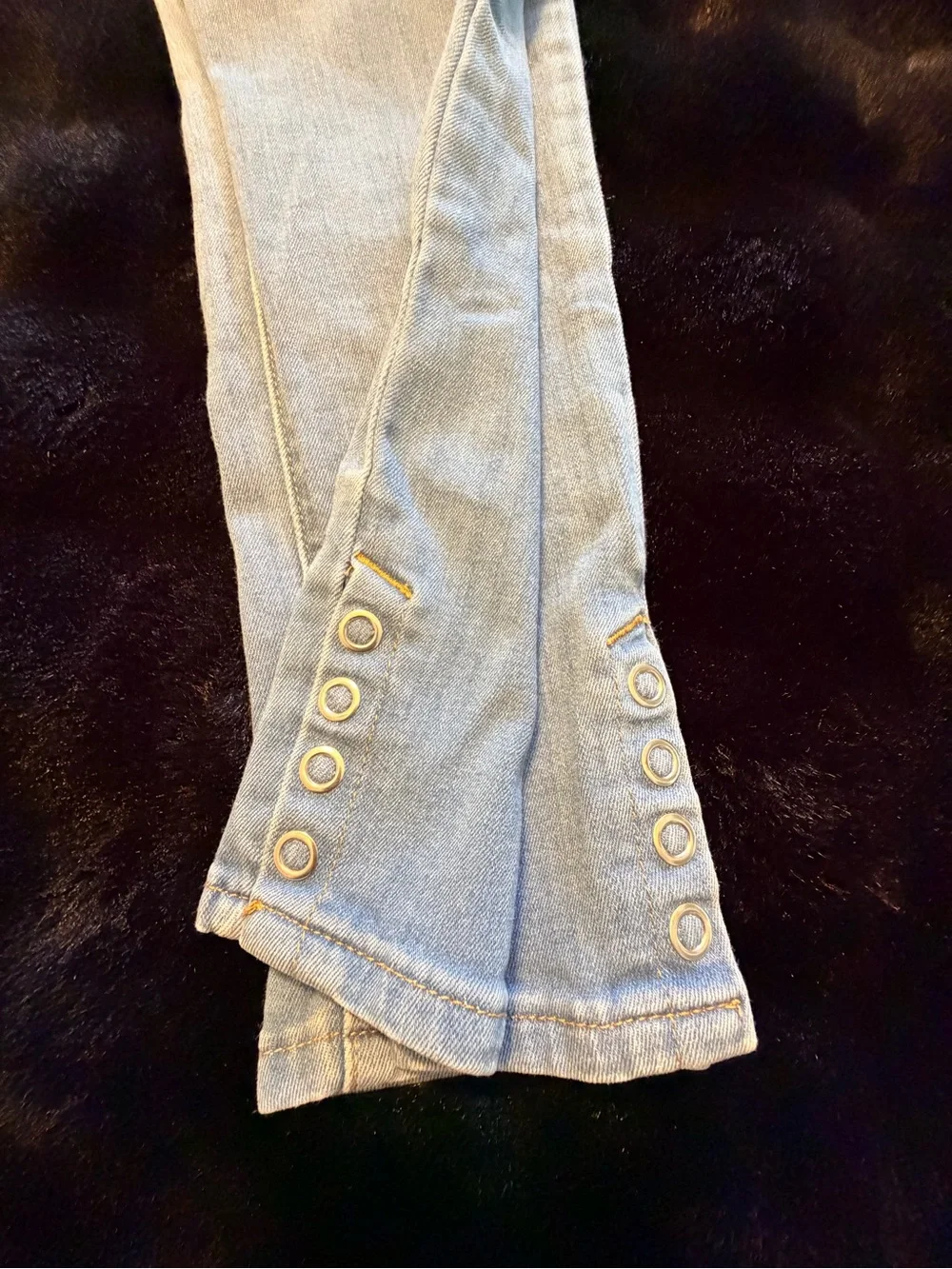 Levi's Women's Light Blue Shaping Skinny Jeans
